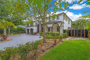 16230 NW 84th Ct, Miami Lakes, FL 33016, - MLS#A12004808