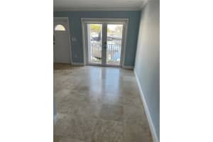 2415 NW 16th St Rd APT 102, Miami, FL 33125, - MLS#A12004817