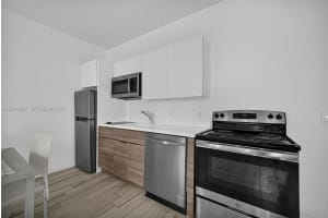 1560 Meridian Ave Apt 207, Miami Beach, FL 33139, - MLS#A12004822