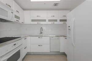 6580 Indian Creek Dr APT 310, Miami Beach, FL 33141, - MLS#A12004875