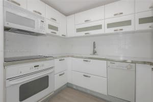 6580 Indian Creek Dr APT 310, Miami Beach, FL 33141, - MLS#A12004875