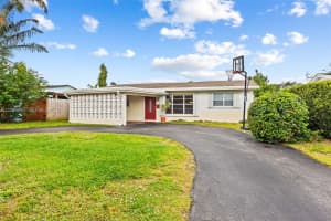 2210 N 57th Way, Hollywood