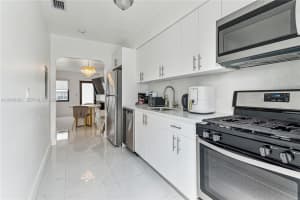 705 83rd St #3, Miami Beach, FL 33141, - MLS#A12004921