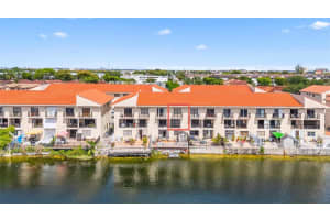 5580 W 26th Ct 209, Hialeah
