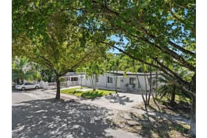 13840 NW 5th Ct, North Miami, FL 33168, - MLS#A12004937
