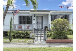 3694 Nw 20th St, Miami