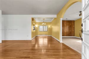 3694 NW 20th St, Miami, FL 33142, - MLS#A12004942