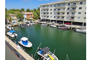 3545 NE 167th St APT 404, North Miami Beach, FL 33160, - MLS#A12004946