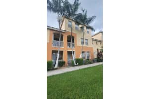10012 NW 7th St UNIT 209, Miami, FL 33172, - MLS#A12004972