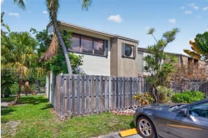 341 City View Dr, Fort Lauderdale, FL 33311, - MLS#A12004994