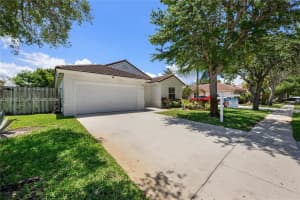 18510 NW 23rd St, Pembroke Pines, FL 33029, - MLS#A12005012