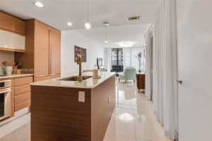 5875 Collins Ave APT 604, Miami Beach, FL 33140, - MLS#A12005060