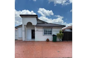 8974 Nw 112th St, Hialeah Gardens