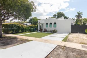 2360 SW 12th St, Miami, FL 33135, - MLS#A12005105