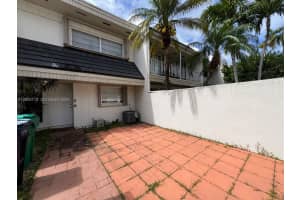8114 Sw 81st Ter, Miami