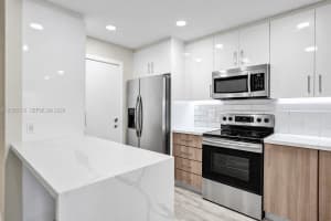 2062 Discovery Cir E, Deerfield Beach, FL 33442, - MLS#A12005123