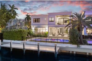 895 Ne 76th St, Miami