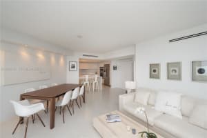 6301 Collins Ave APT 3006, Miami Beach, FL 33141, - MLS#A12005131