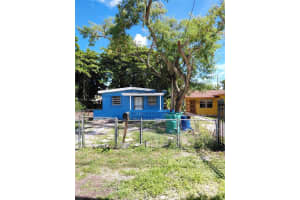 7051 Nw 21st Ave, Miami