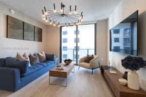 55 SW 9th St Apt 3010, Miami, FL 33130, - MLS#A12005189