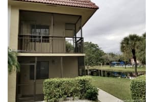 309 Lakeview Dr APT 204, Weston, FL 33326, - MLS#A12005197