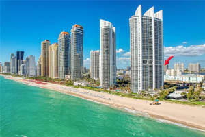 Trump Royale, 18201 Collins Ave APT 1701, Sunny Isles Beach, FL 33160, - MLS#A12005241