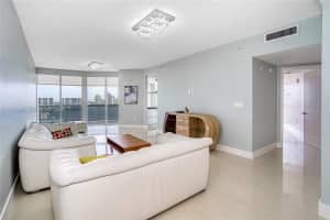 Trump Royale, 18201 Collins Ave APT 1701, Sunny Isles Beach, FL 33160, - MLS#A12005241