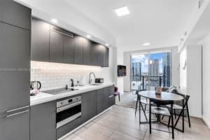 227 Ne 2nd St 2503, Miami