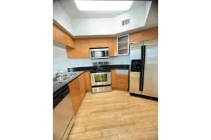 1750 N Bayshore Dr 3115, Miami