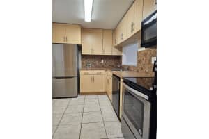 8005 SW 107th Ave APT 305, Miami, FL 33173, - MLS#A12005248