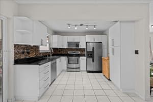 13226 NW 5th Terrace, Miami, FL 33182, - MLS#A12005251