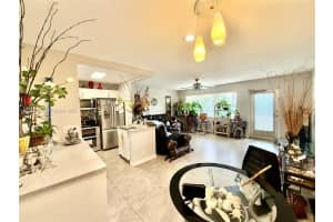 431 Chatham N, West Palm Beach, FL 33417, - MLS#A12005253