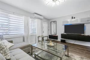 901 SW 11th Ave APT 17H, Hallandale Beach, FL 33009, - MLS#A12005263