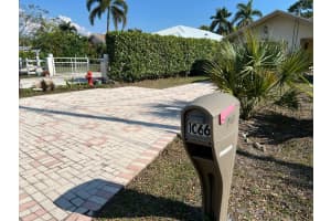 1066 Highlands Dr, Naples, FL 34103, - MLS#A12005272