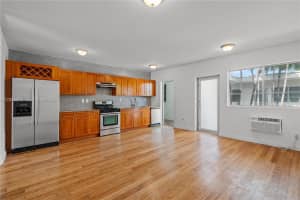 7950 Tatum Waterway Dr n19, Miami Beach, FL 33141, - MLS#A12005300