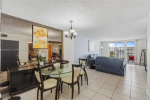 2851 NE 183rd St APT 2012E, Aventura, FL 33160, - MLS#A12005318