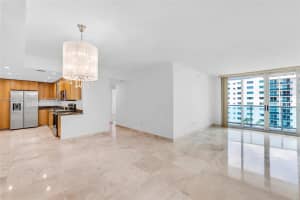 7501 E Treasure Dr APT 7M, North Bay Village, FL 33141, - MLS#A12005349