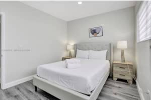 10006 E Bay Harbor Dr #13, Bay Harbor Islands, FL 33154, - MLS#A12005373