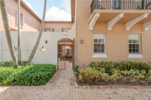 623 Sw 146th Ter, Pembroke Pines