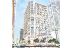 690 Sw 1st Ct 2524, Miami