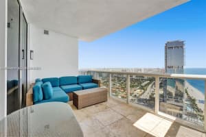 Trump Royale, 18201 Collins Ave #5202, Sunny Isles Beach, FL 33160, - MLS#A12005431