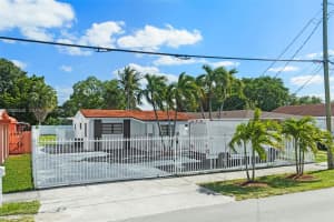 7120 SW 21st St, Miami, FL 33155, - MLS#A12005440