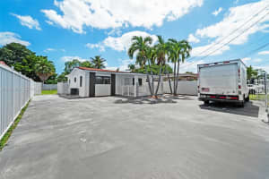 7120 SW 21st St, Miami, FL 33155, - MLS#A12005440