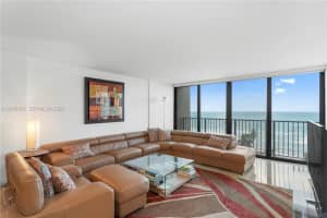 2101 S Ocean 1001, Hollywood