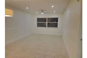 4800 NW 35th St APT 607, Lauderdale Lakes, FL 33319, - MLS#A12005464
