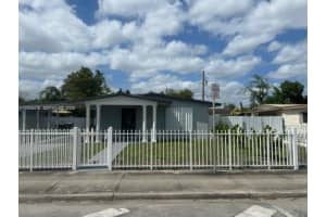 841 Hialeah Dr, Hialeah