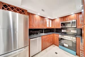 1985 S Ocean Dr APT 20A, Hallandale Beach, FL 33009, - MLS#A12005477