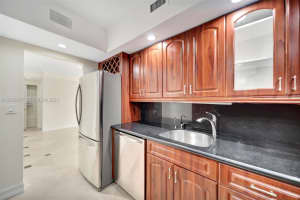 1985 S Ocean Dr APT 20A, Hallandale Beach, FL 33009, - MLS#A12005477