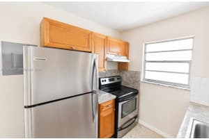 2315 W Okeechobee Rd #304, Hialeah, FL 33010, - MLS#A12005482