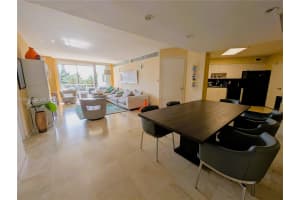 5161 Collins Ave APT 518, Miami Beach, FL 33140, - MLS#A12005492